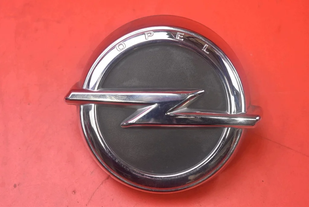 Maniglia Pulsante Bagagliaio Opel Corsa E 39007842