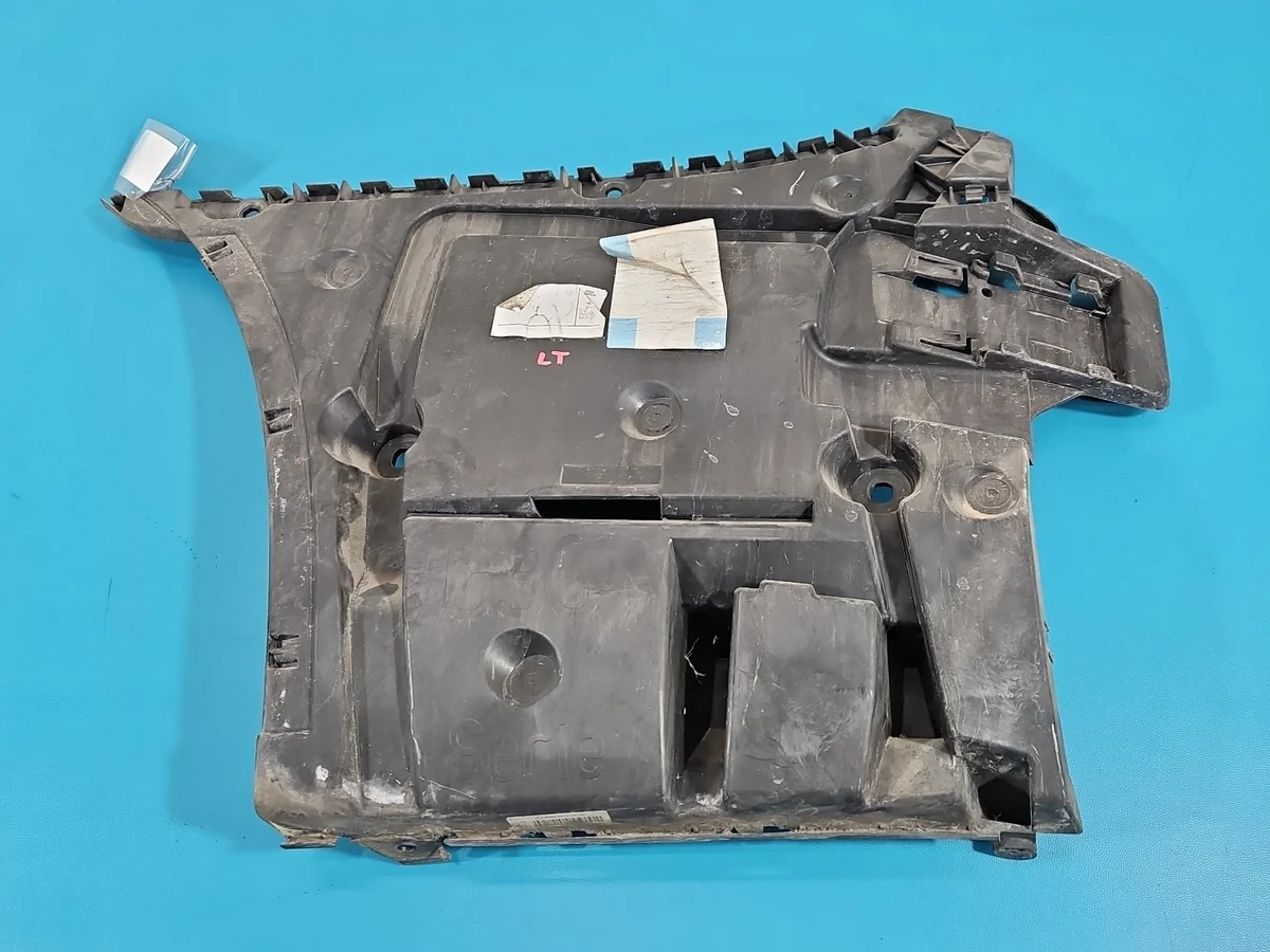 BMW G30 Rear Bumper Bracket Left Used