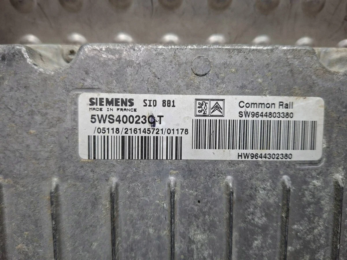 Engine Control Unit 9644302380 Peugeot Citroen image 5
