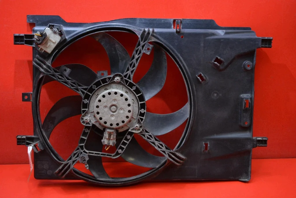 Ventilador Opel Corsa E 1.4 16V 90 CV 39035153