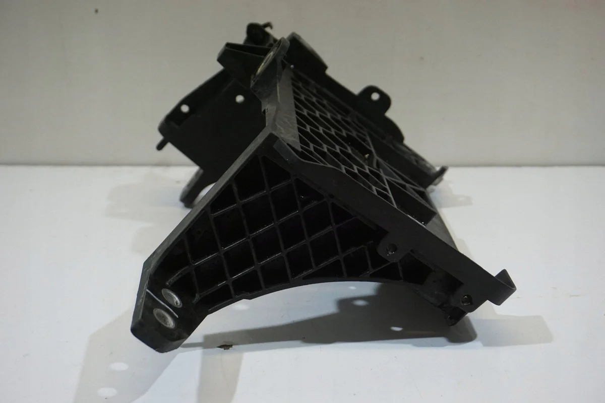 Chery Tiggo 7 Battery Tray 807000645AA image 4