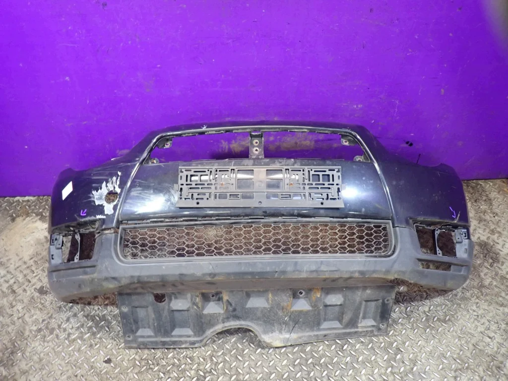 Pare-chocs avant Mitsubishi Colt VI Z30 08-12