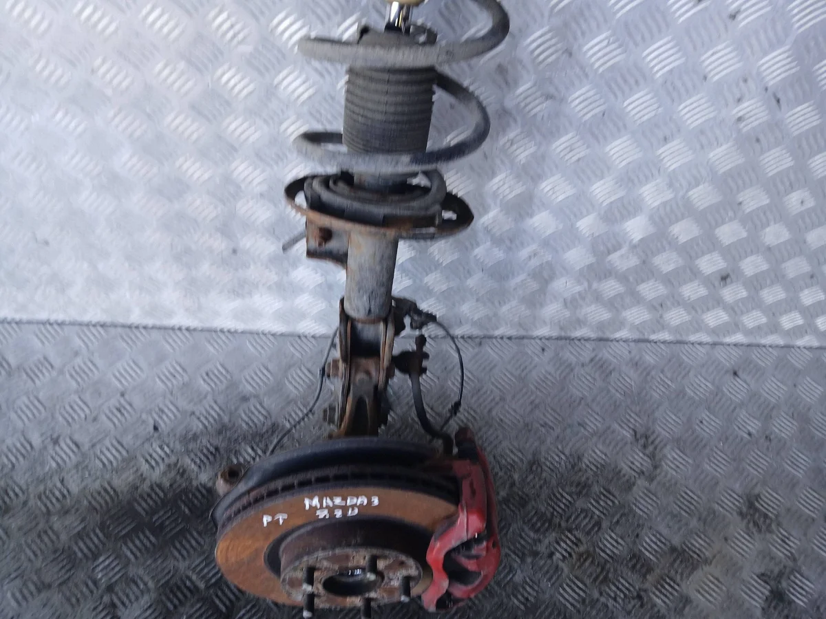 Mazda 3 McPherson vänster fram image 3