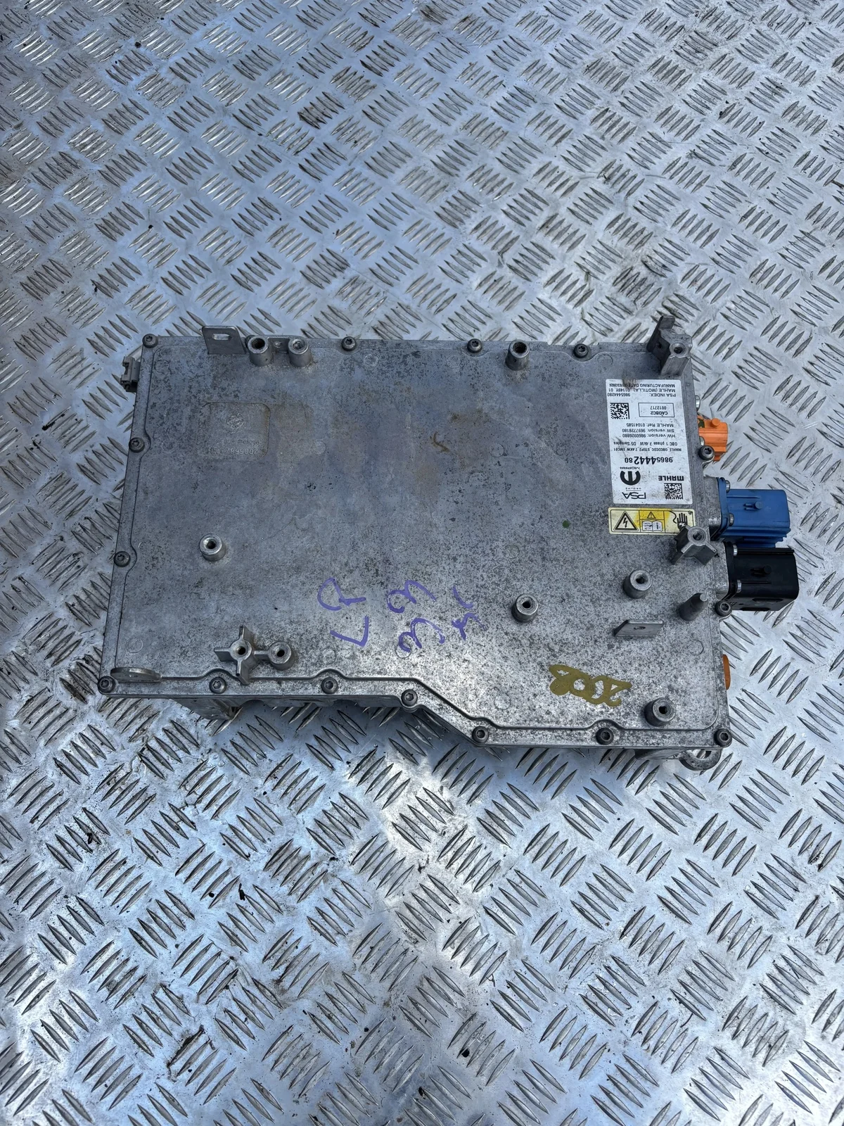 Inversor Peugeot 2008 II 23- Lift 9850449780