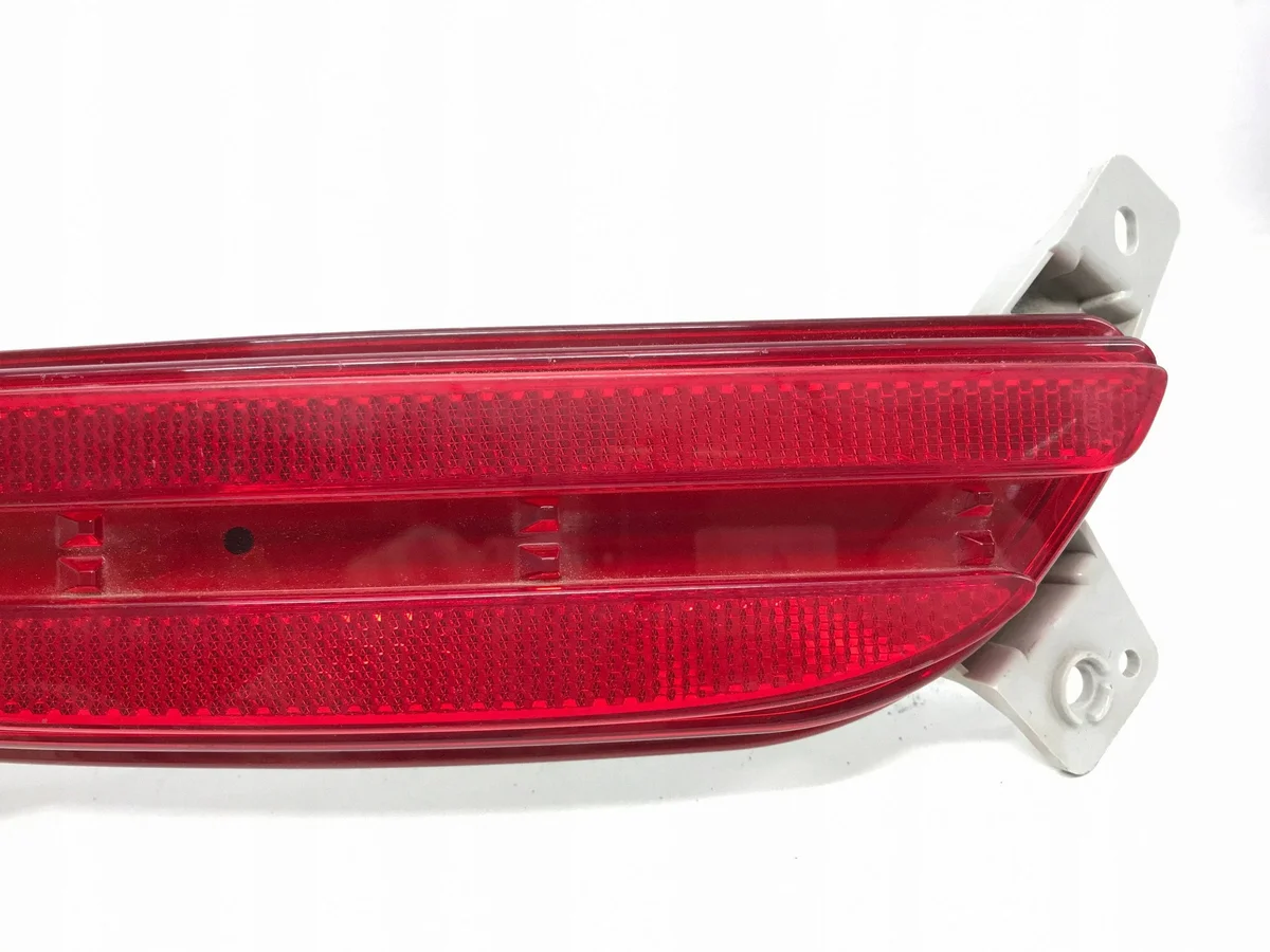Kia Ceed Rear Bumper Reflector Left Used image 3
