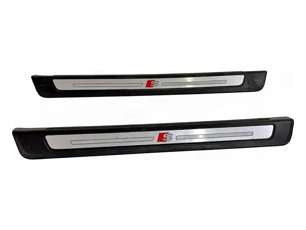 Soleiras Portas Dianteiras Audi Q5 FY Usado
