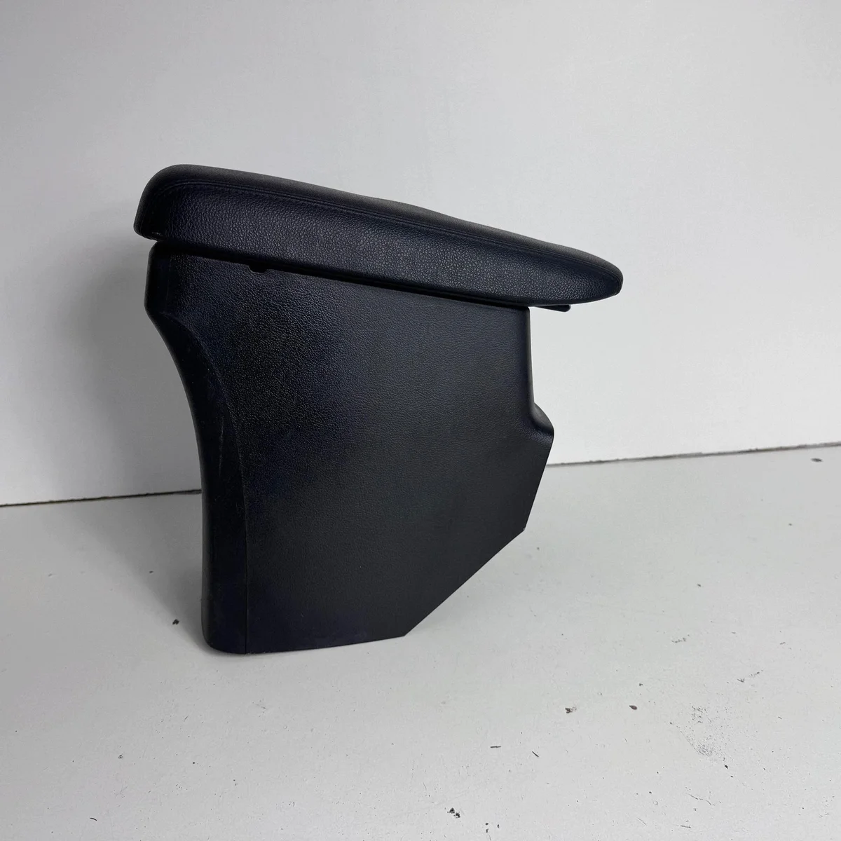 Middenconsole Armsteun Mitsubishi Outlander III image 5