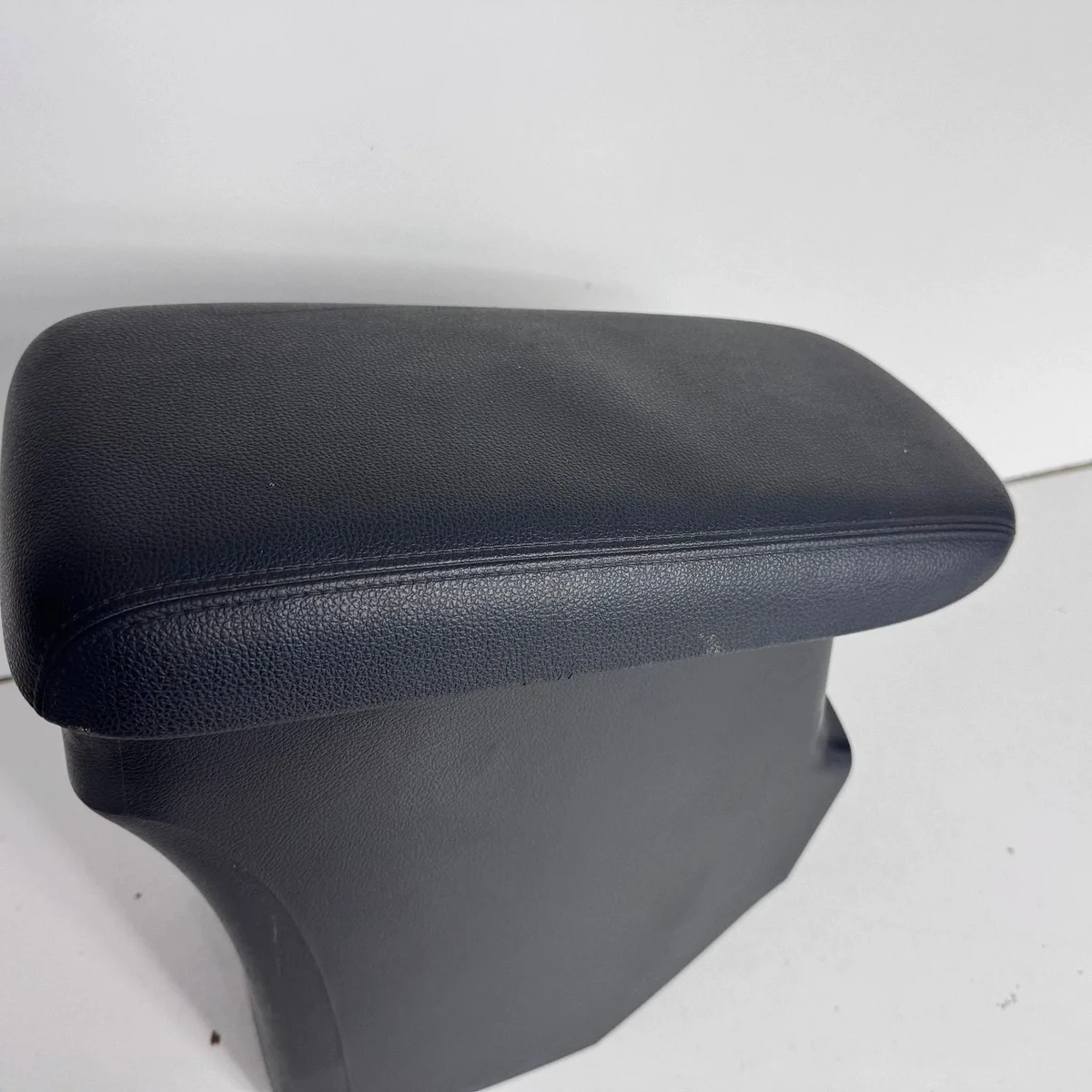 Middenconsole Armsteun Mitsubishi Outlander III image 6