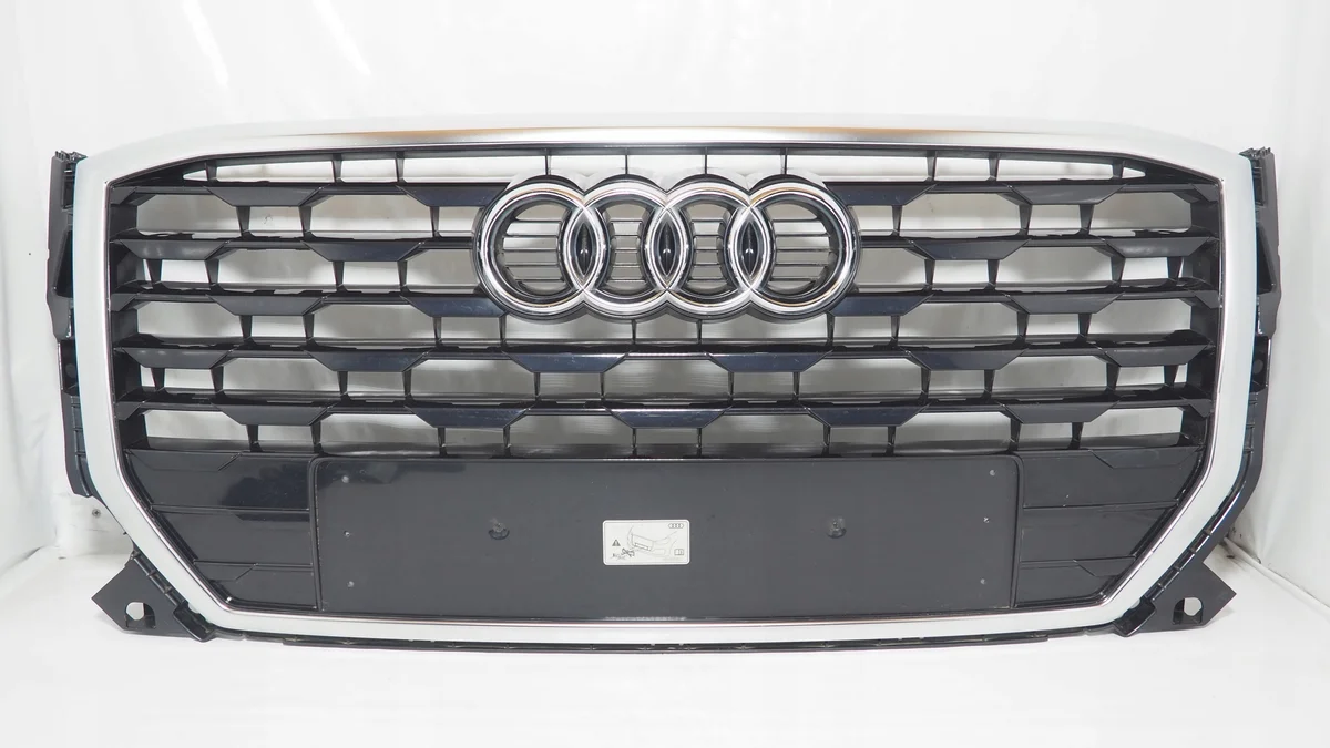 Audi Q2 jäähdyttimen ritilä 81A853651