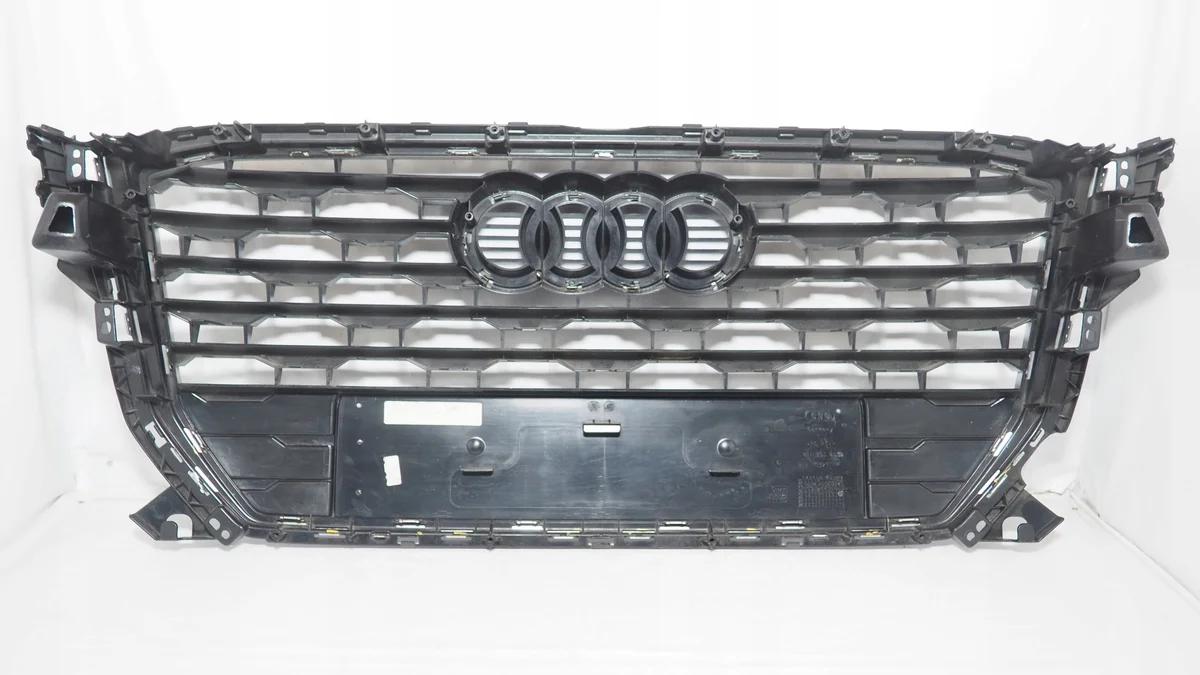 Audi Q2 Grill 81A853651 Used image 4