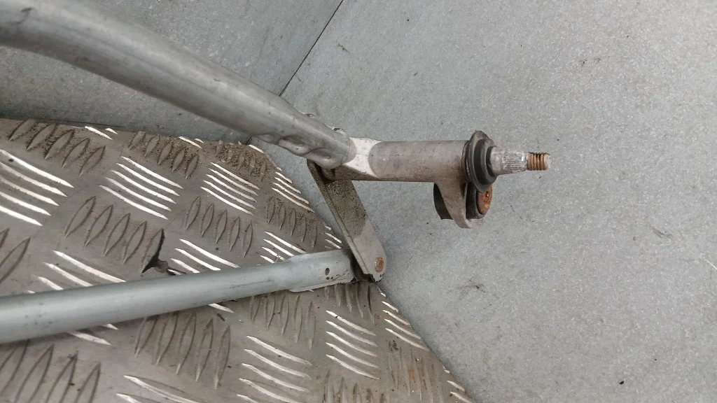 Wischergestänge VW Passat B6 3C1955119 gebraucht image 5