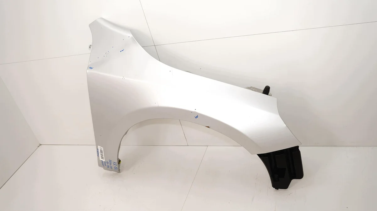 Höger framskärm Volvo V60 2010-2013 image 3