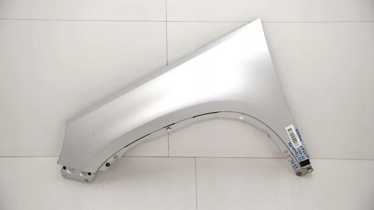 VW Tiguan 5N Front Left Fender Used LA7W