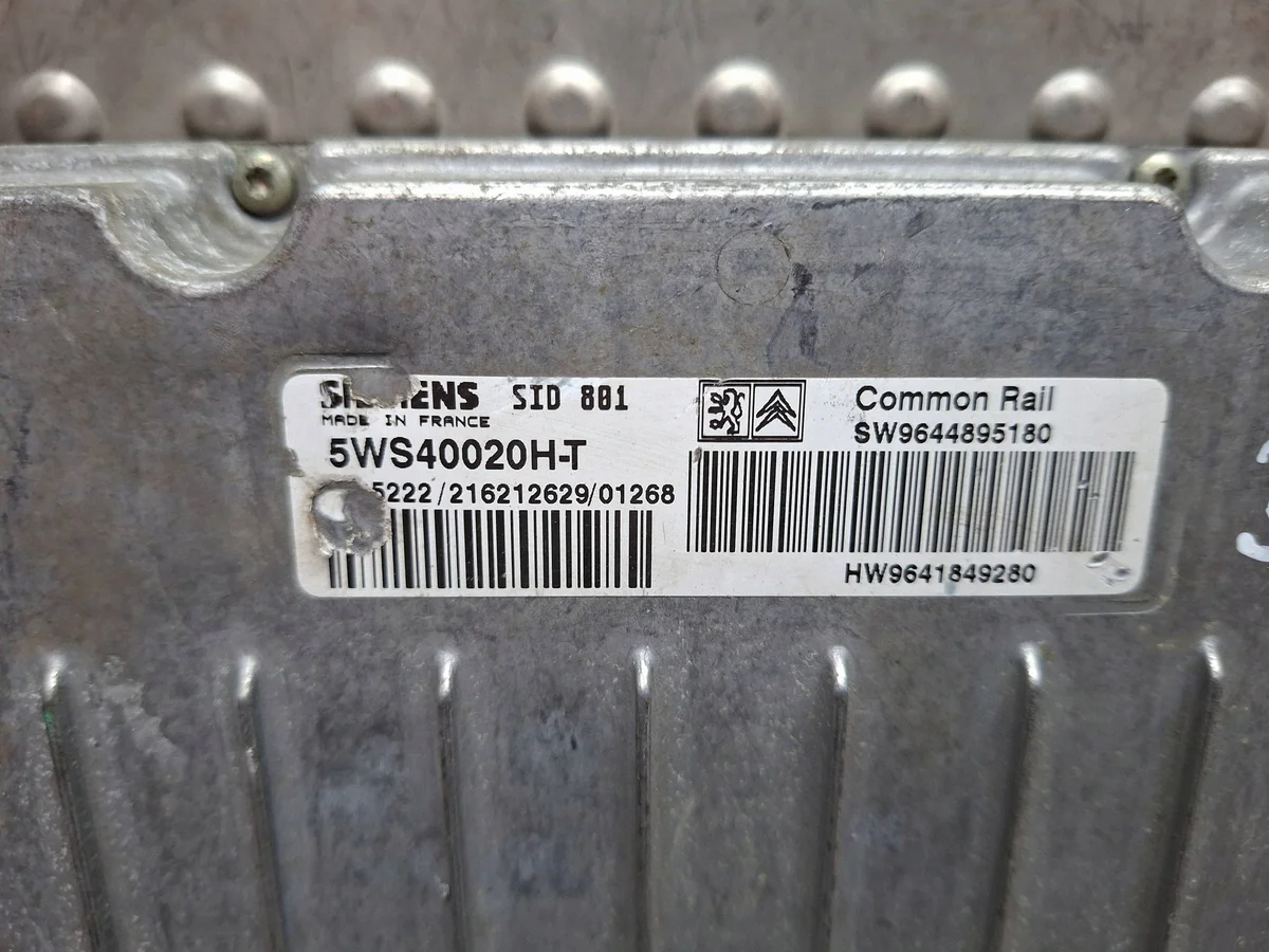 Engine Control Unit 5WS40020HT 9644895180