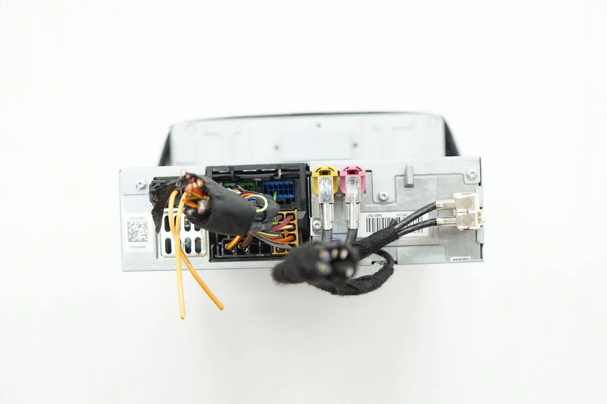 Audi Q3 8U 13R Radio Navigation 8U0035193C image 4