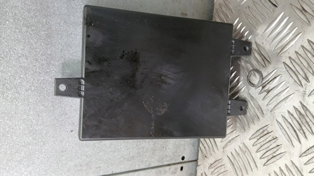 Module Téléphone VW Passat B6 1.9TDI 05-10 image 3