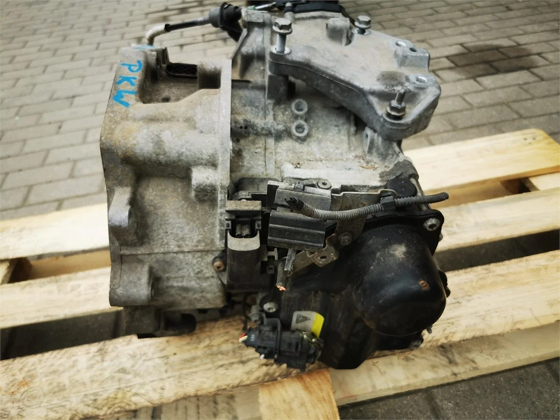 VW Polo DSG Automatic Gearbox PKW ROG1B image 4
