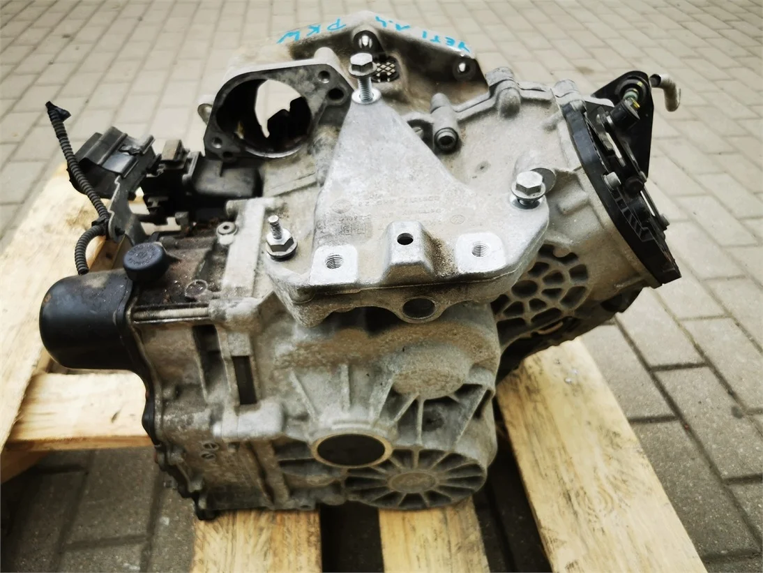 VW Polo DSG Automatic Gearbox PKW ROG1B image 5
