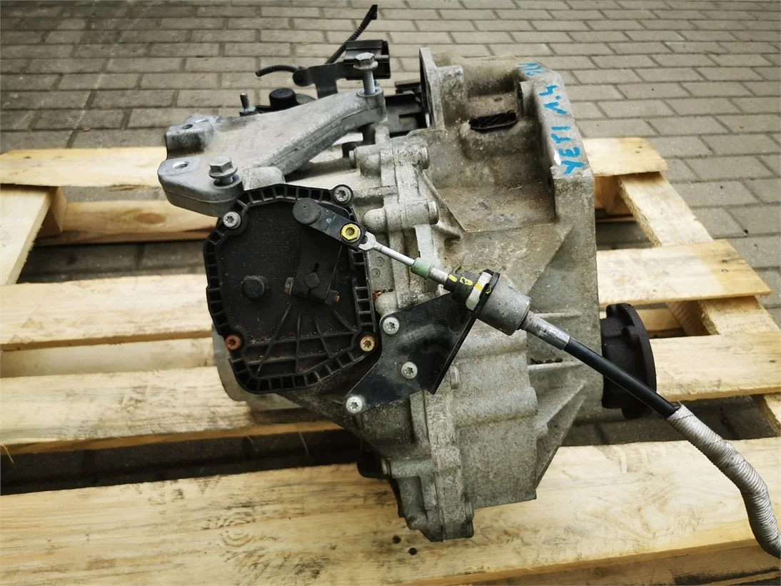 VW Polo DSG Automatic Gearbox PKW ROG1B image 6