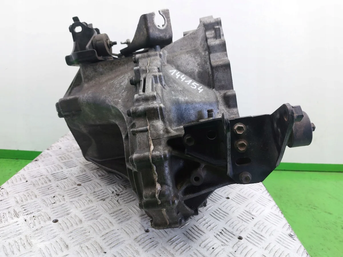 Getriebe Toyota Avensis II T25 2.0 D4D image 7