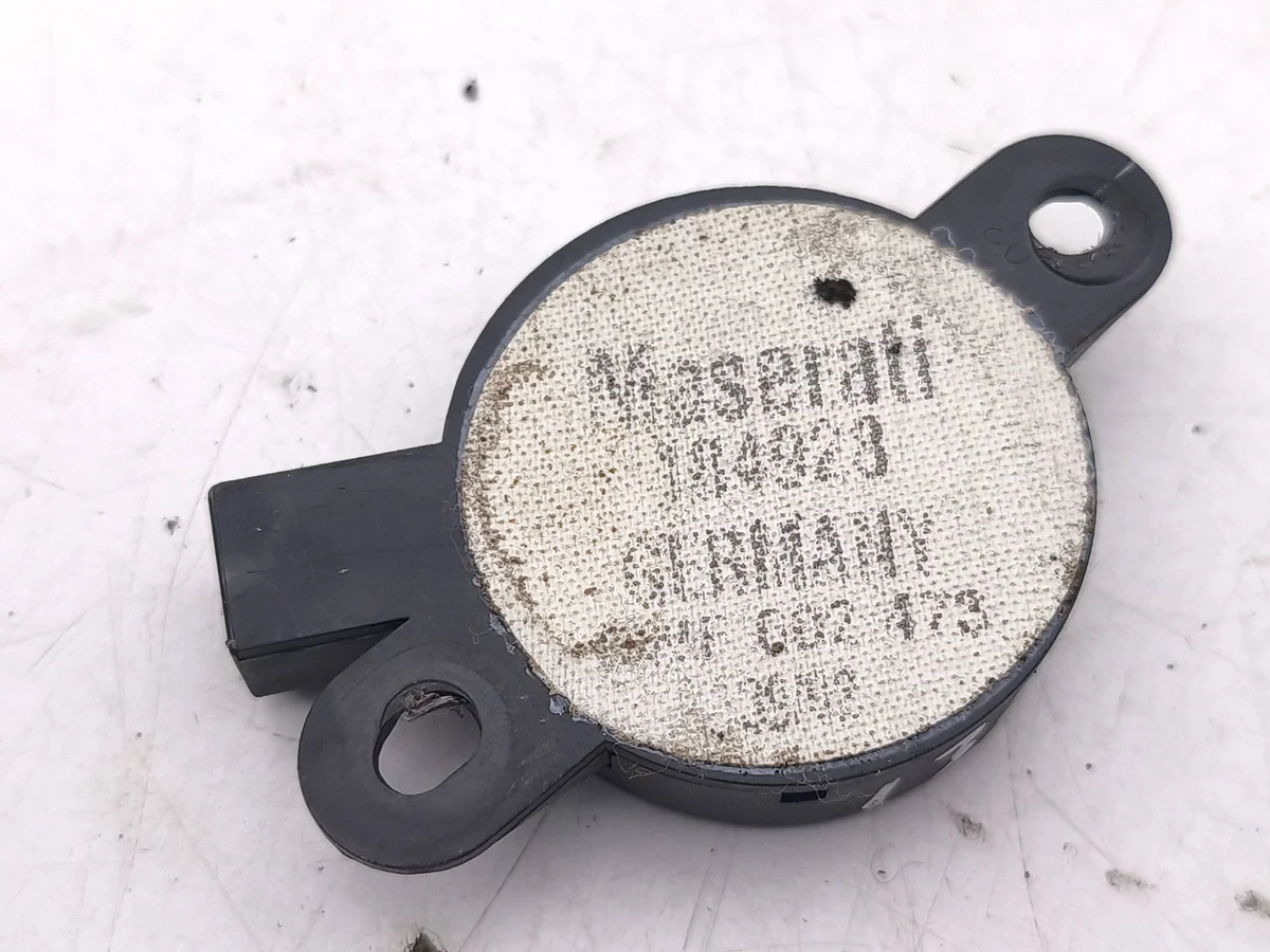 Maserati Coupe Buzzer PDC 104928 Usado image 6