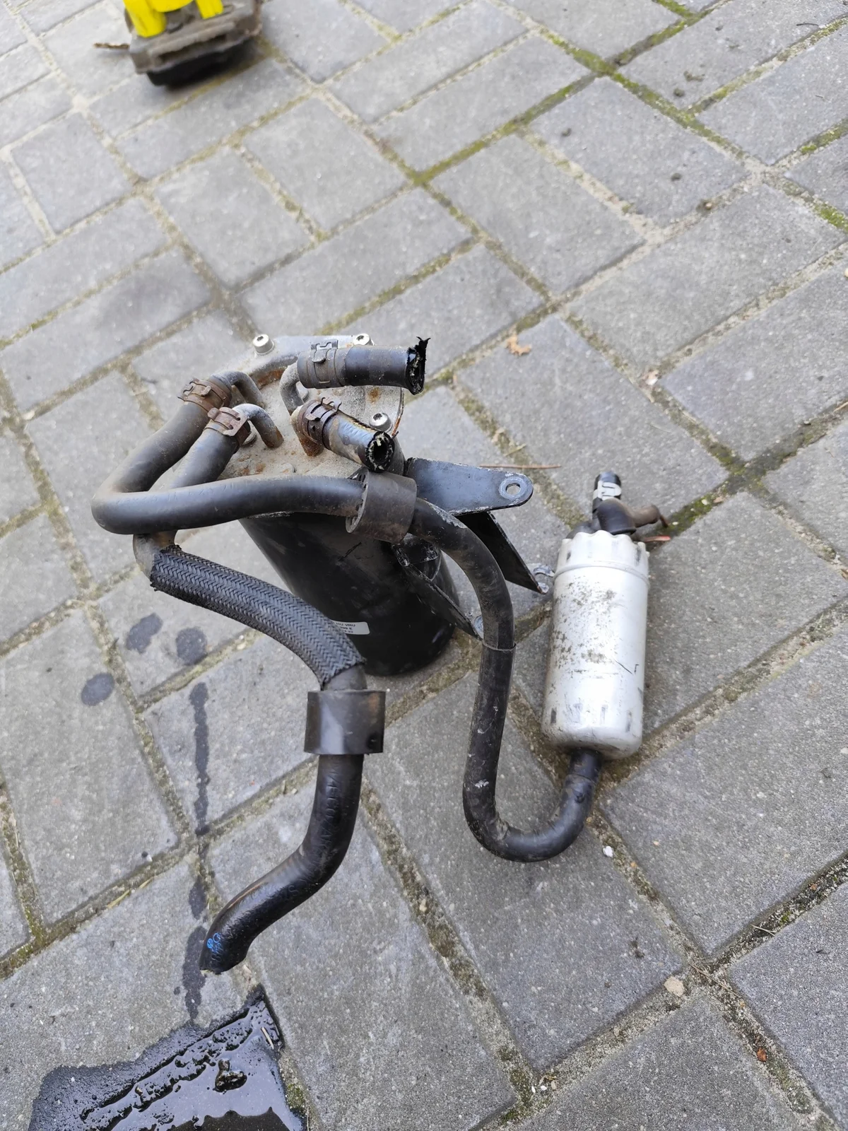 VW Passat B6 ilmansuodattimen kotelo 3C0127400C image 3