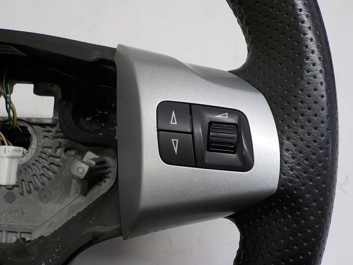 Opel Corsa D OPC LINE Lenkrad Leder Multi image 6