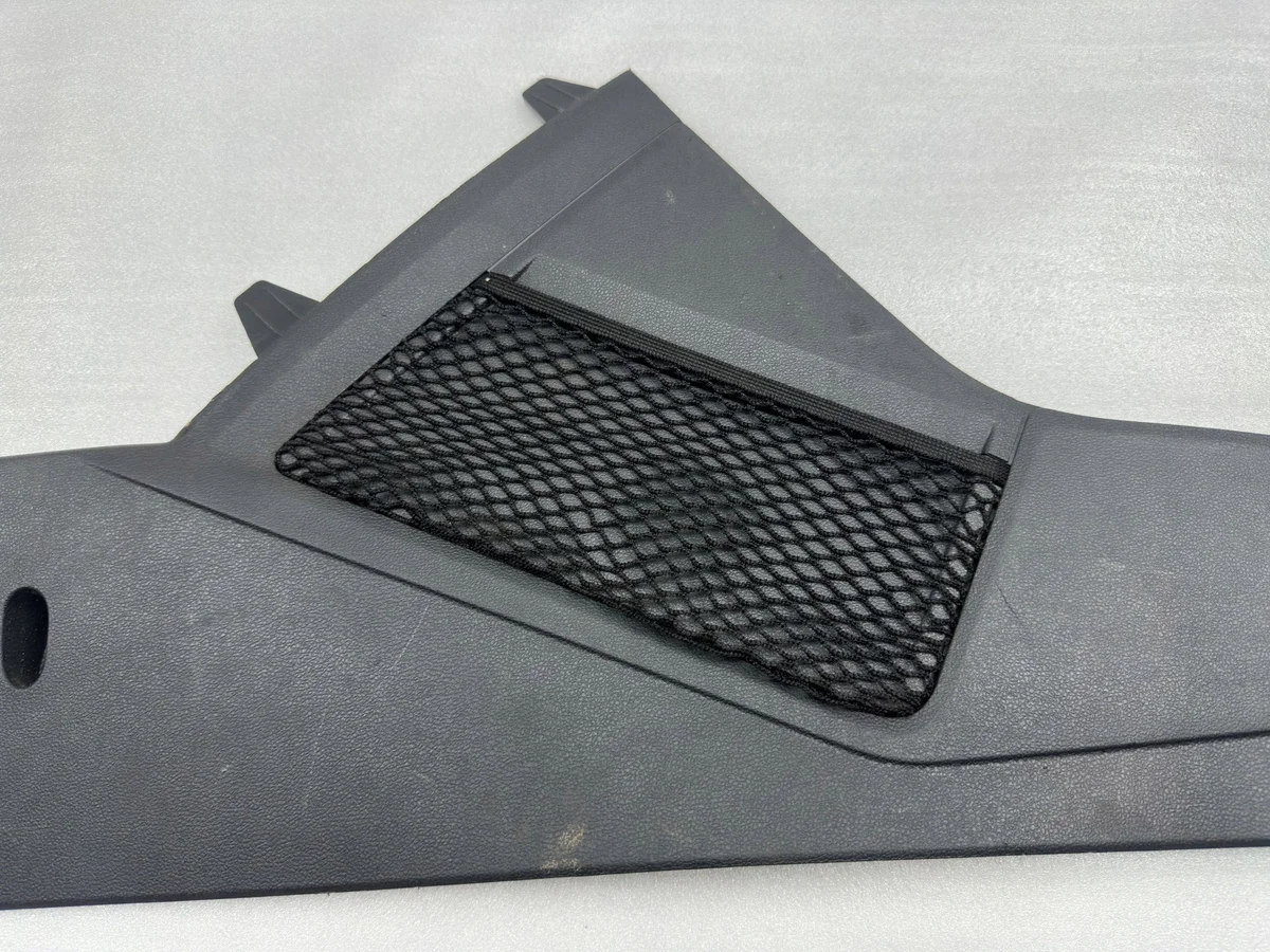 VW Tiguan Seitenverkleidung Mittelkonsole 5NC863045A image 3