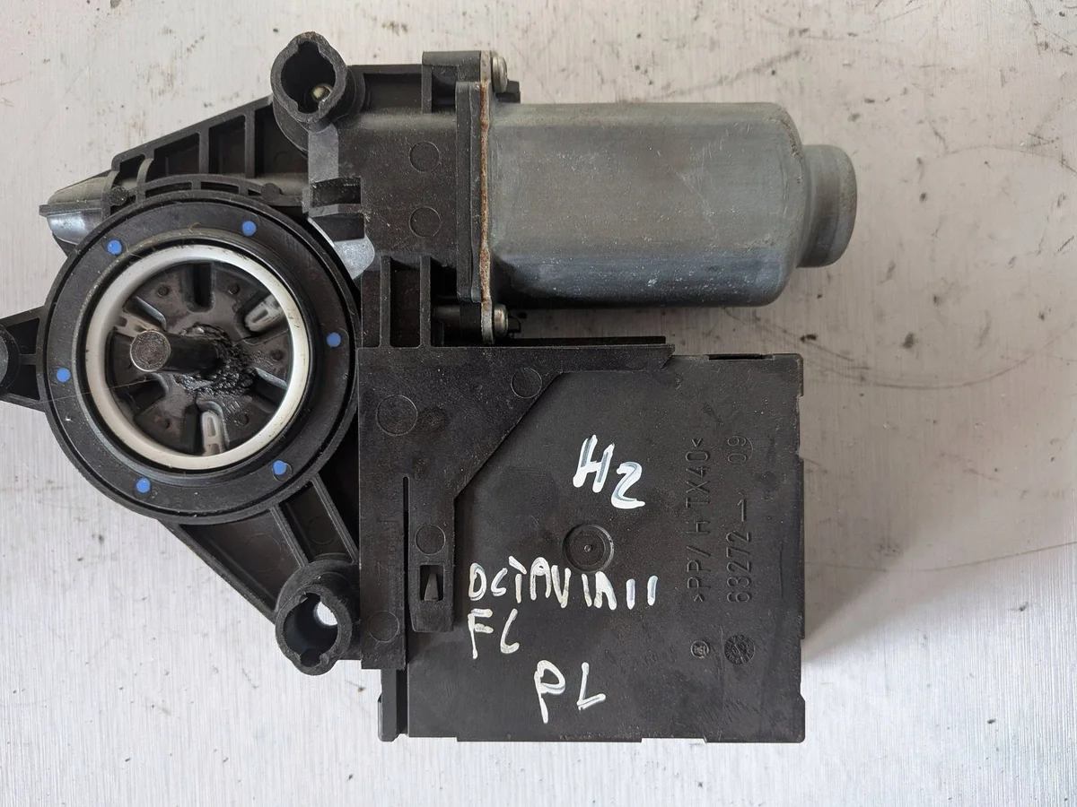 Moteur lève-vitre avant gauche Skoda Octavia II