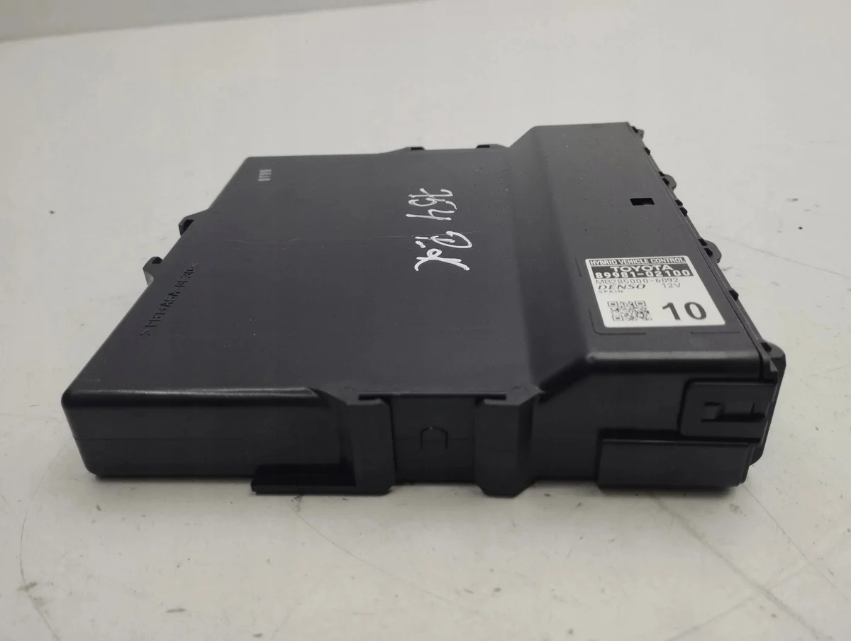 Toyota Corolla E210 Computer Module 8998102100 image 4