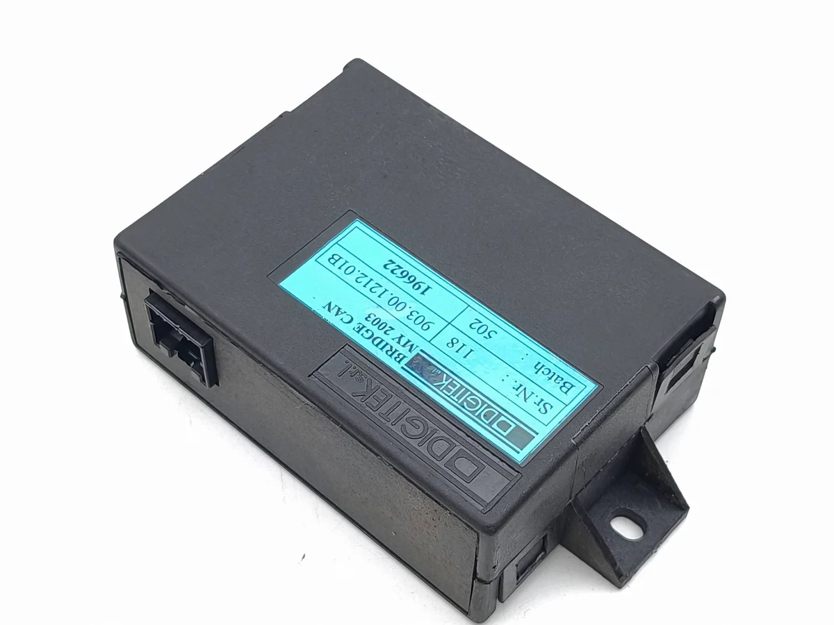 Maserati Coupe Control Unit 2003 90300121201B