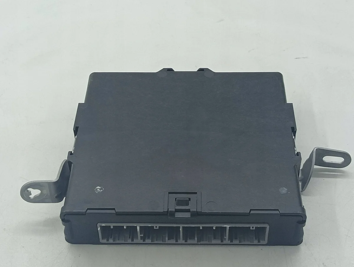 Lexus NX 2017 Computer Module 8998178240 image 4