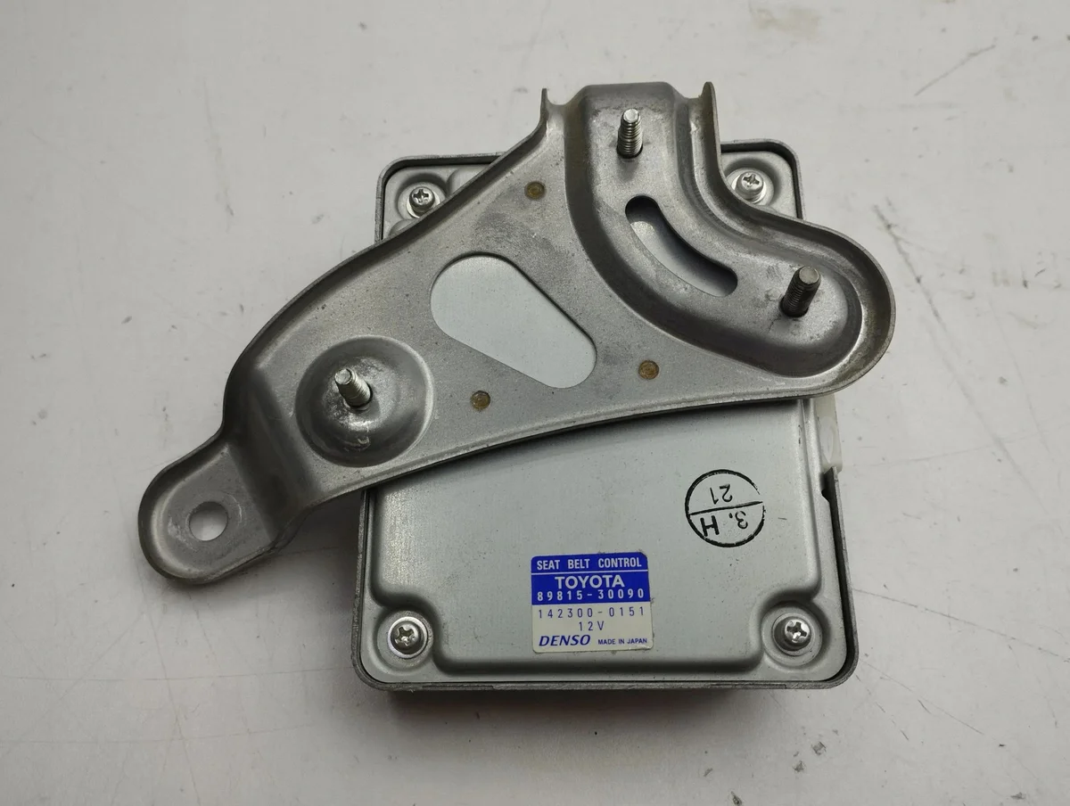 Lexus GS Computer Module 8981530090 image 5