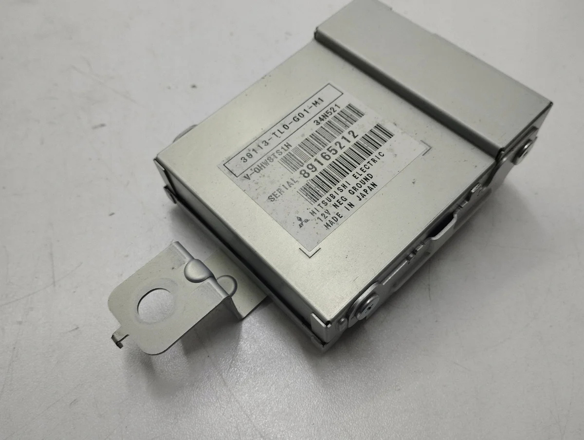 Honda Accord 2009 computer module 39113TLOGO1M1 image 4