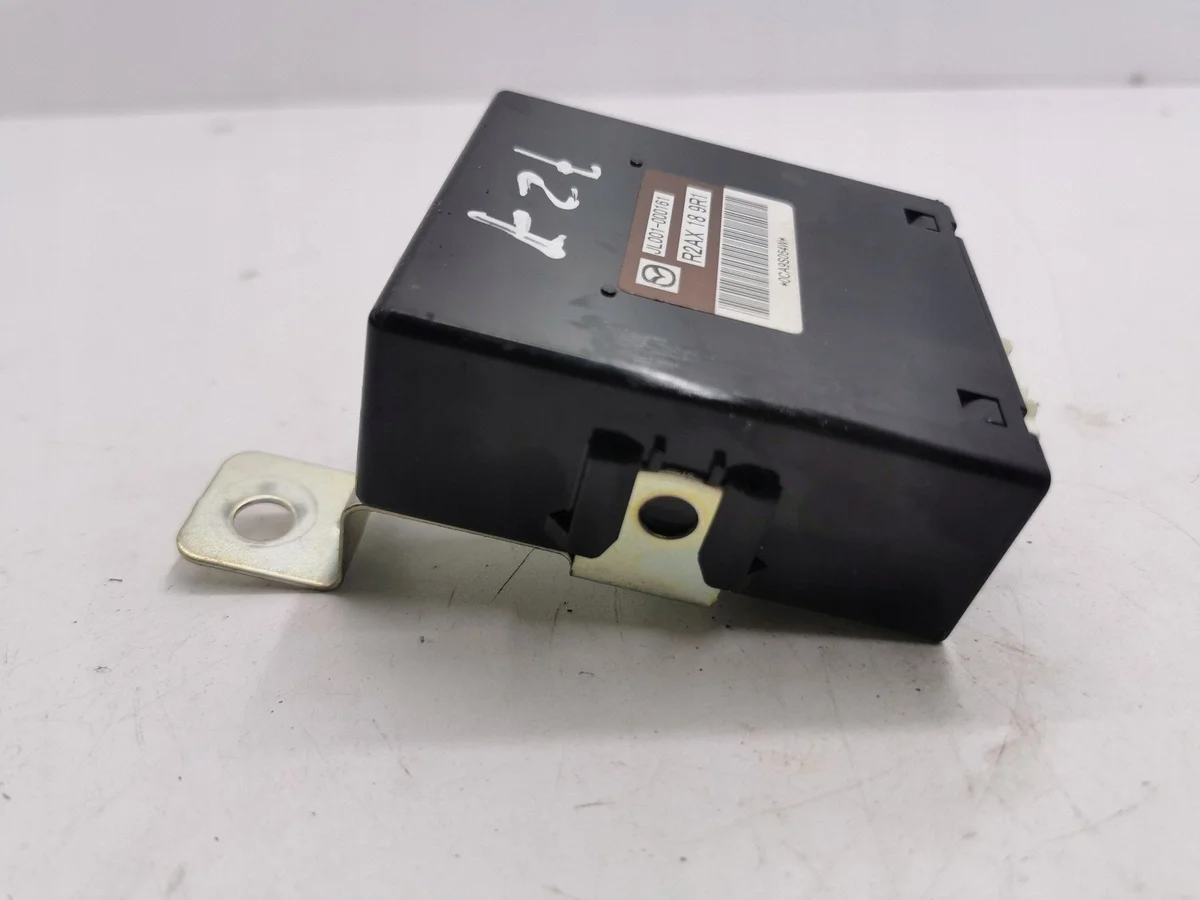 Mazda CX-7 2011 Computer Module R2AX189R1 image 4