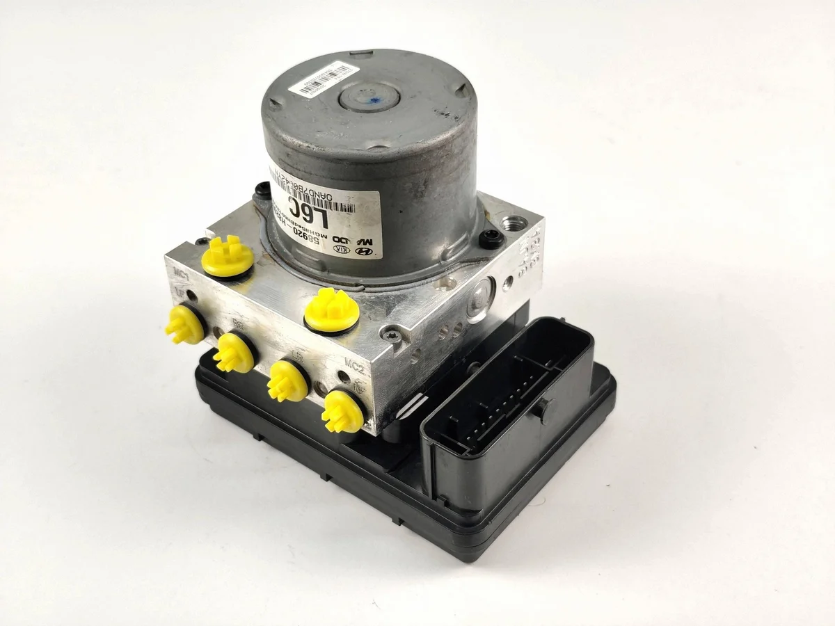 ABS Pump Control Module Kia Stonic 58920H8260