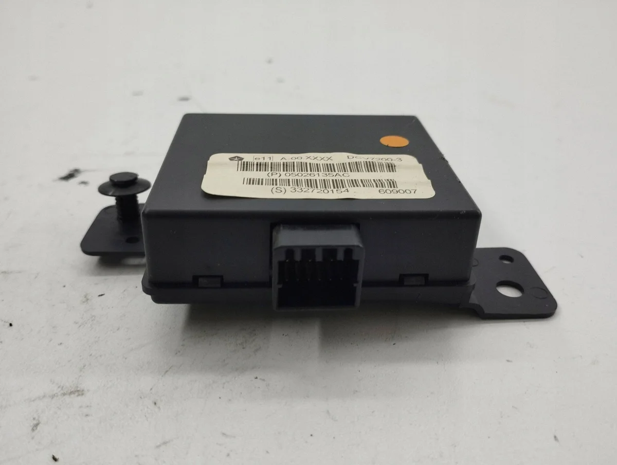Chrysler Voyager 2008 Computer Module 332720154