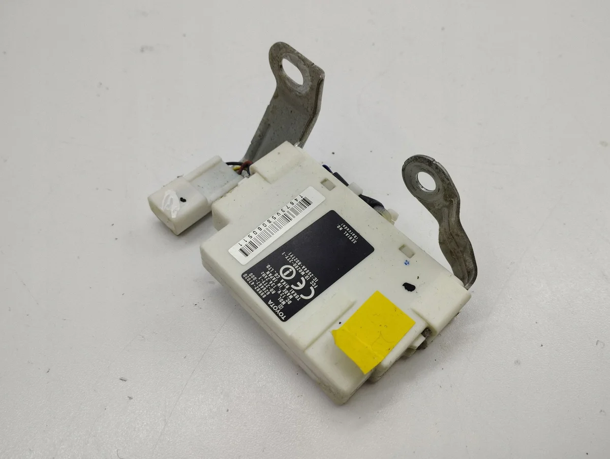 Toyota Prius XW20 2005 Modulo 8999247020 image 4