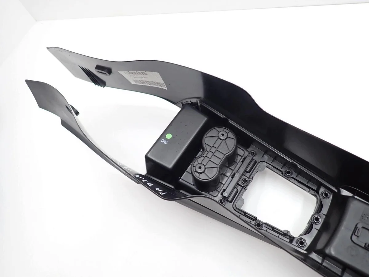 Tunnel Middenconsole Skoda Fabia III 6V image 6