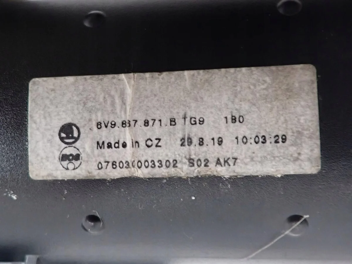 Store de coffre Skoda Fabia III 6V Kombi 6V9867871B image 6