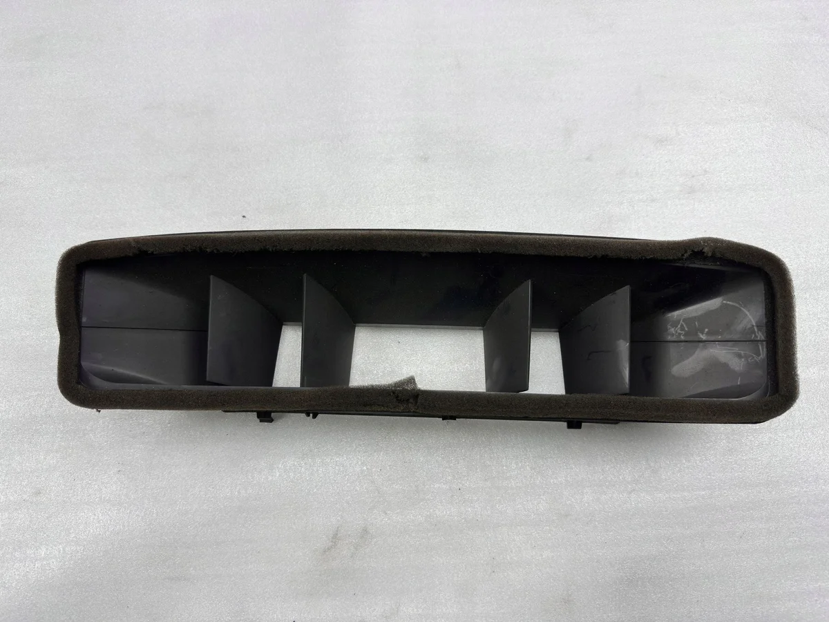 Audi RS3 8V2858431 - Pièce intérieure image 2