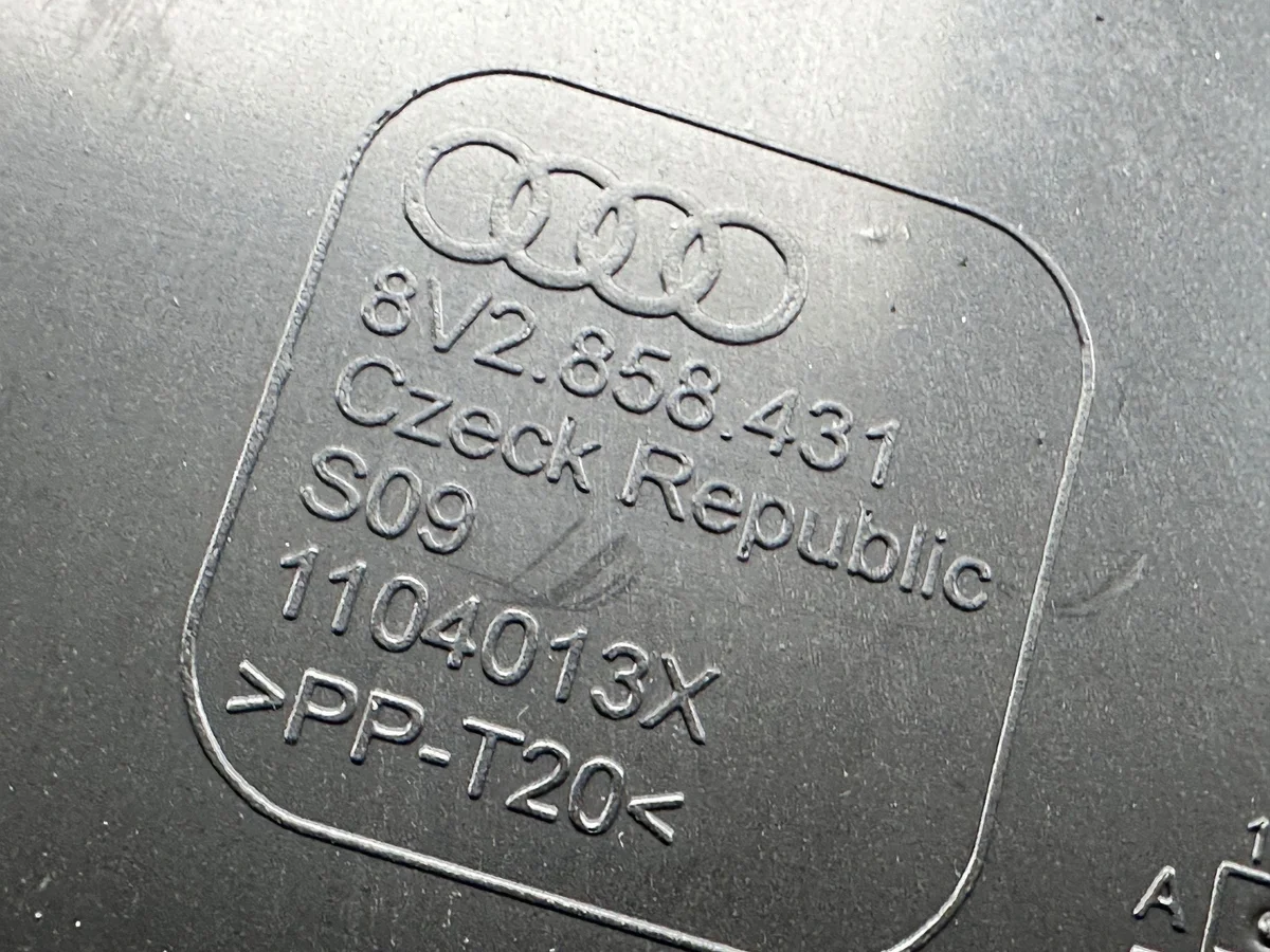 Audi RS3 8V2858431 - Pièce intérieure image 5