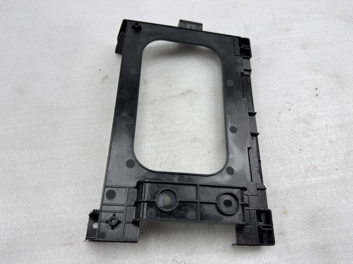 Audi RS3 8V - Autre pièce intérieure 8V0907390A image 3