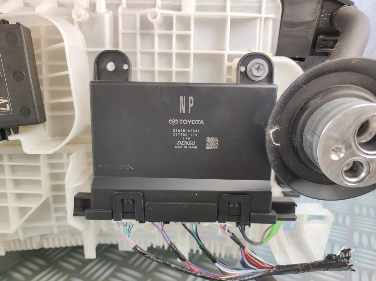 Ventilator Toyota Mirai II 87050-62060 image 6
