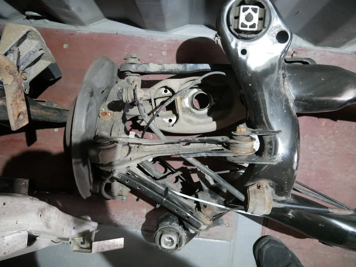 BMW E84 X1 Eixo Traseiro Usado OEM 6782158 image 5