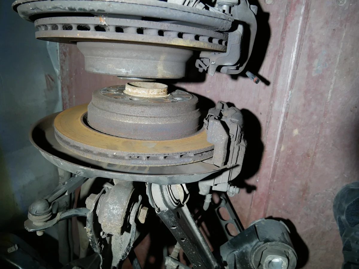 BMW E84 X1 Eixo Traseiro Usado OEM 6782158 image 7