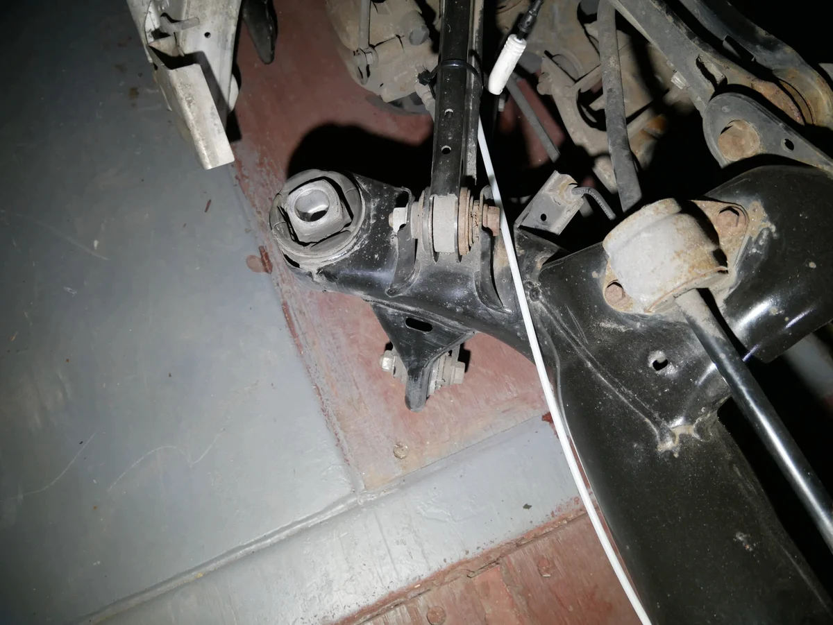 BMW E84 X1 Eixo Traseiro Usado OEM 6782158 image 9