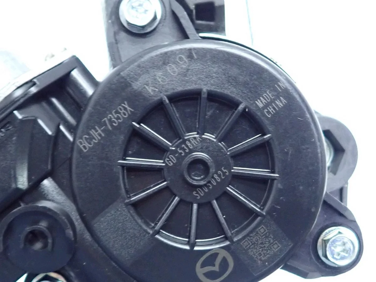 Fenstermotor Links Hinten Mazda 3 IV BP image 3