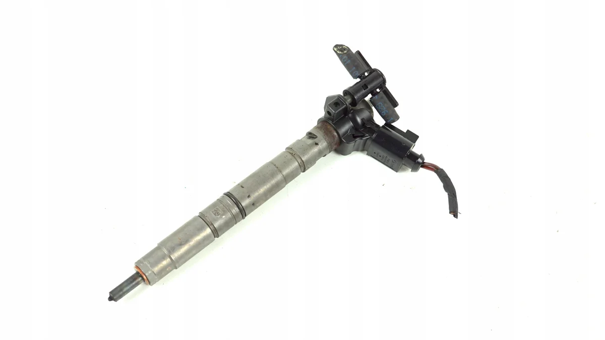 Bosch 03L130277 polttoainesuutin, käytetty