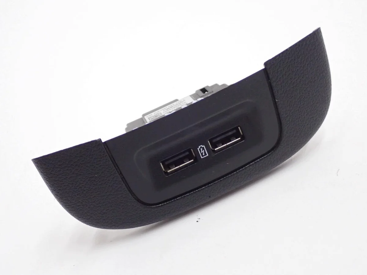 Port USB Skoda Fabia III 5Q0035726L